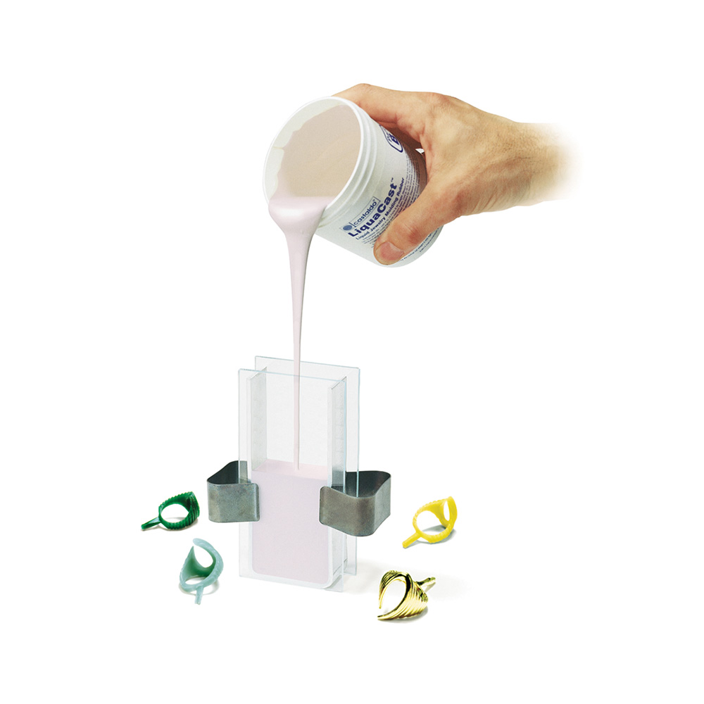 LIQUA CAST